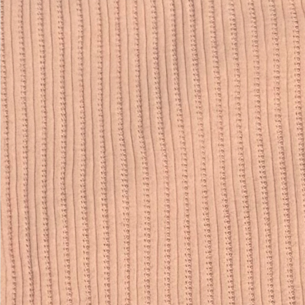 Levi’s- Pink Ribbed Button Up - Picture 4 of 8